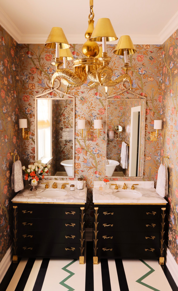 10 Amazing Bathroom Wallpaper Ideas and Tricks ...