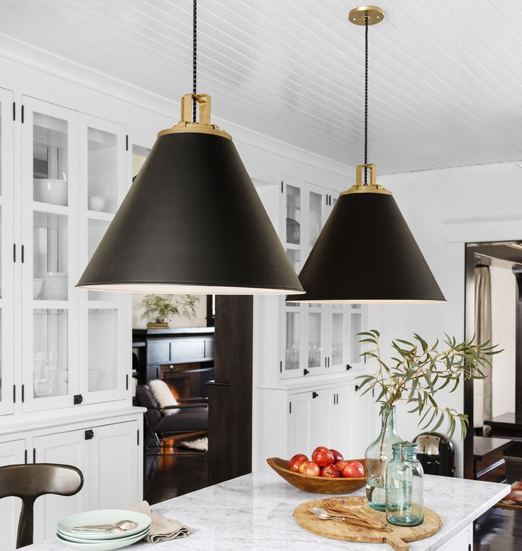 How To Hang And Decorate With Kitchen Pendant Lights  Pinkous