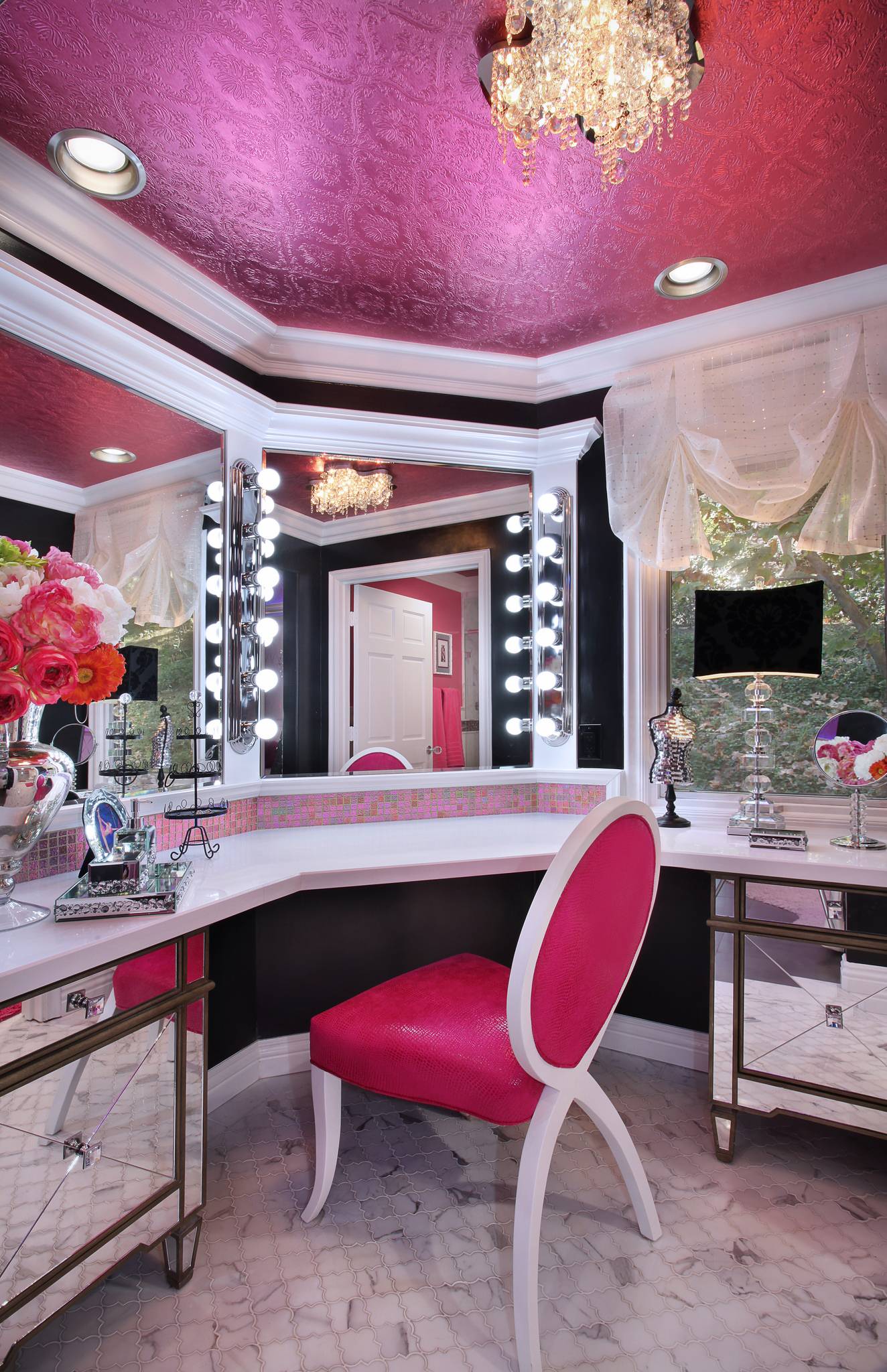 the glam room