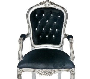 DIY Friday: Make Your Own Swarovski Style Deep Buttoned Chairs