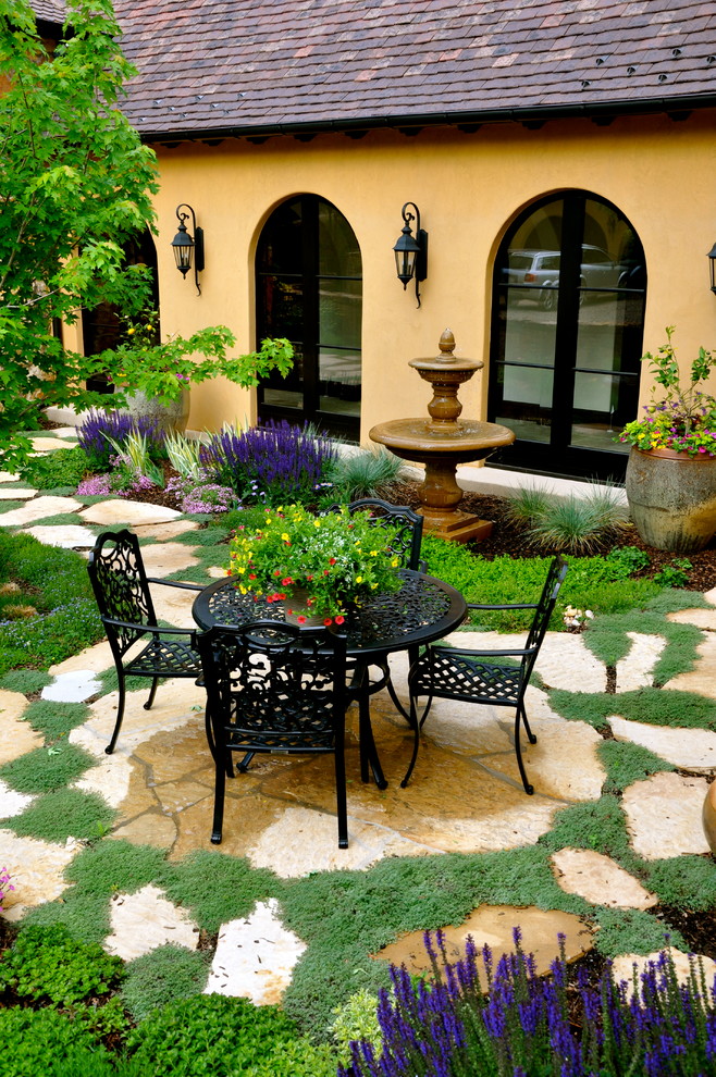 mediterranean-patio