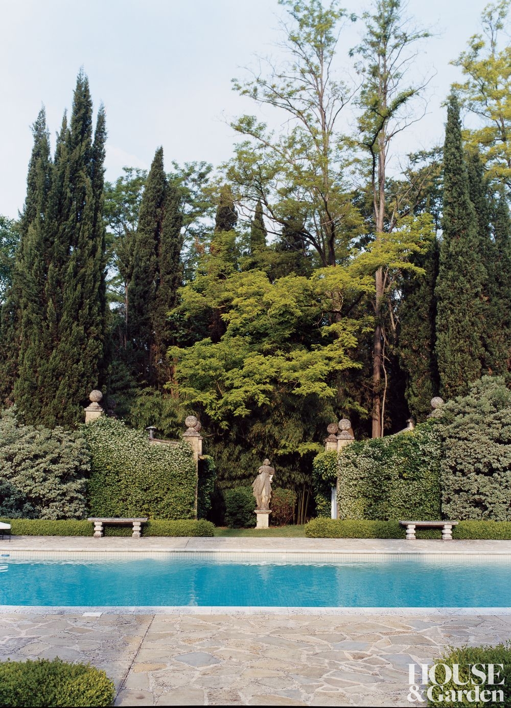 how to decorate around your swimming pool patio ideas traditional-pool-cte-dazur-france-200708_1000-watermarked