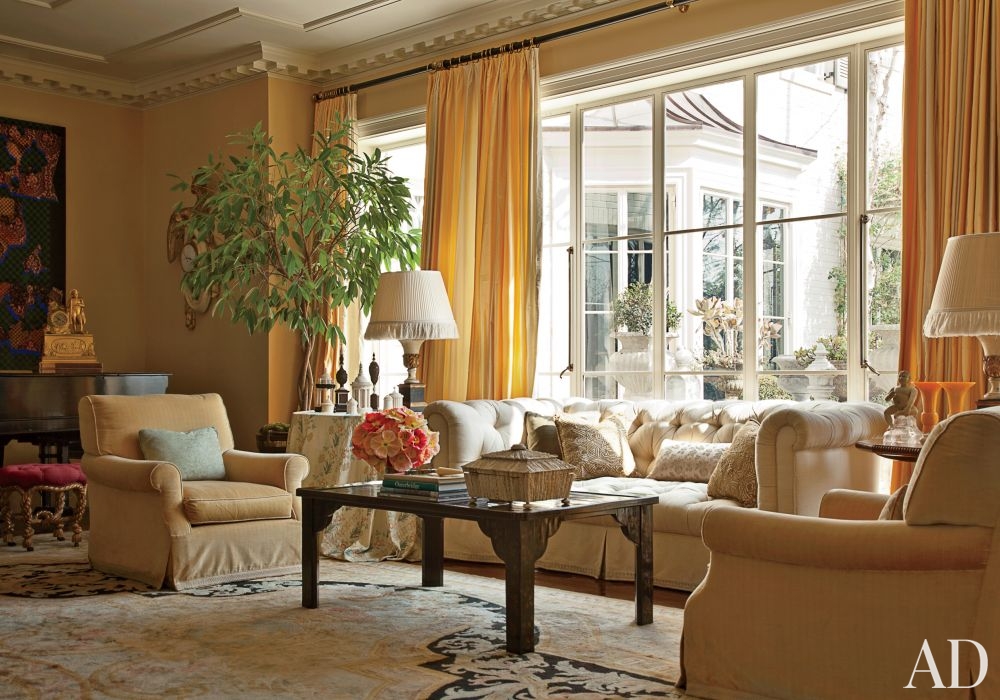 traditional-living-room-lauren-king-los-angeles-california-201107_1000-watermarked