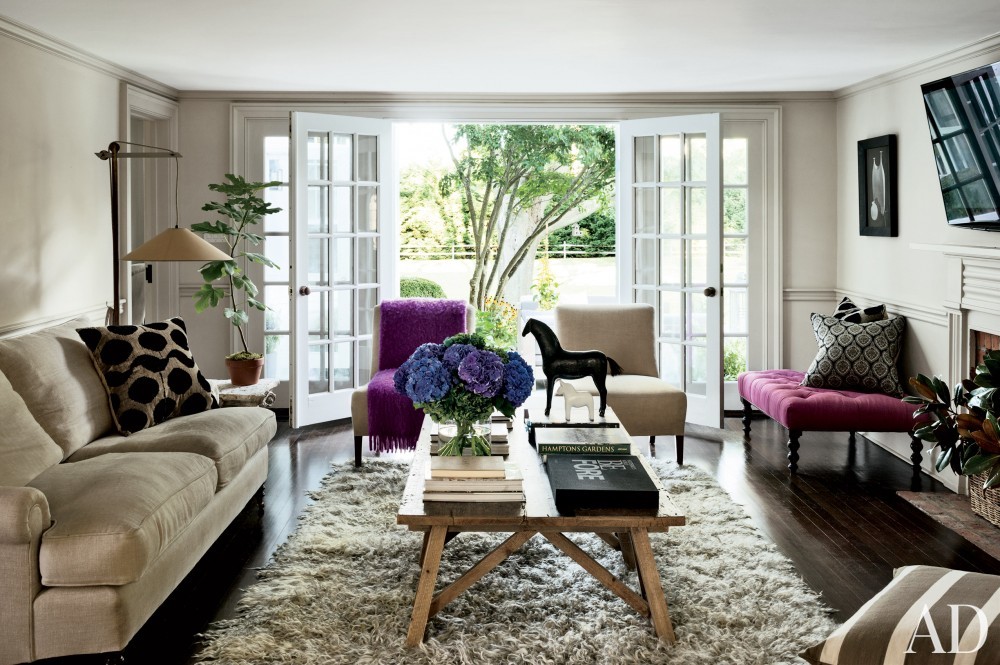 contemporary-family-room-rebecca-bond-bridgehampton-new-york-201407.jpg_1000-watermarked