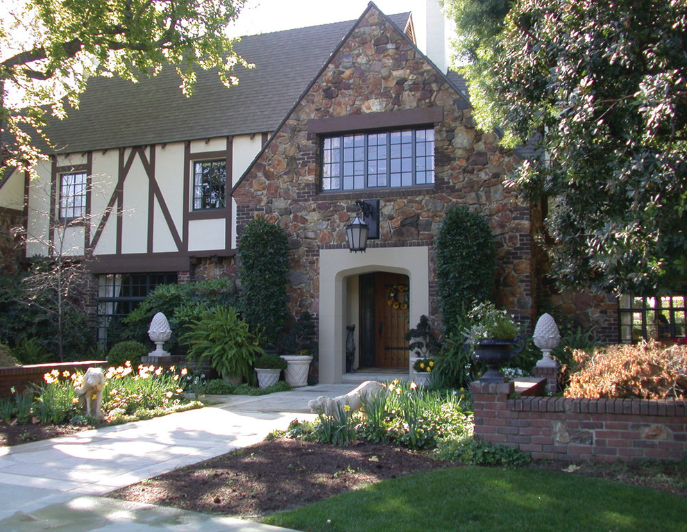 landscaping front yard tudor home