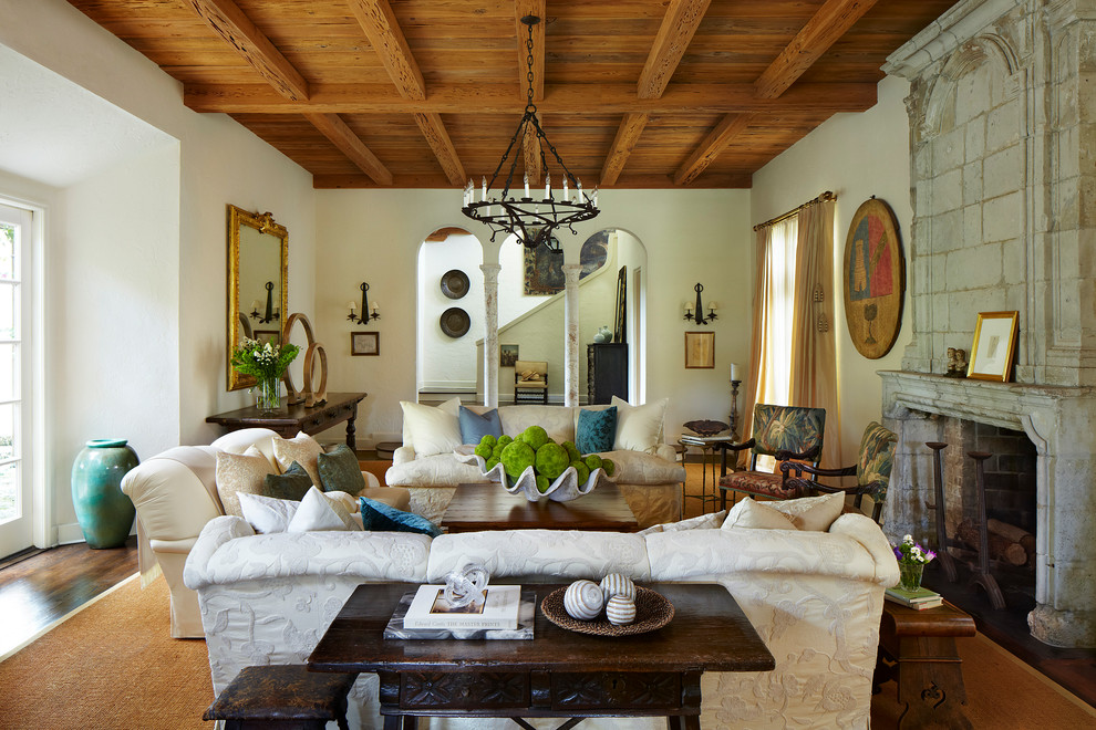 mediterranean-living-room