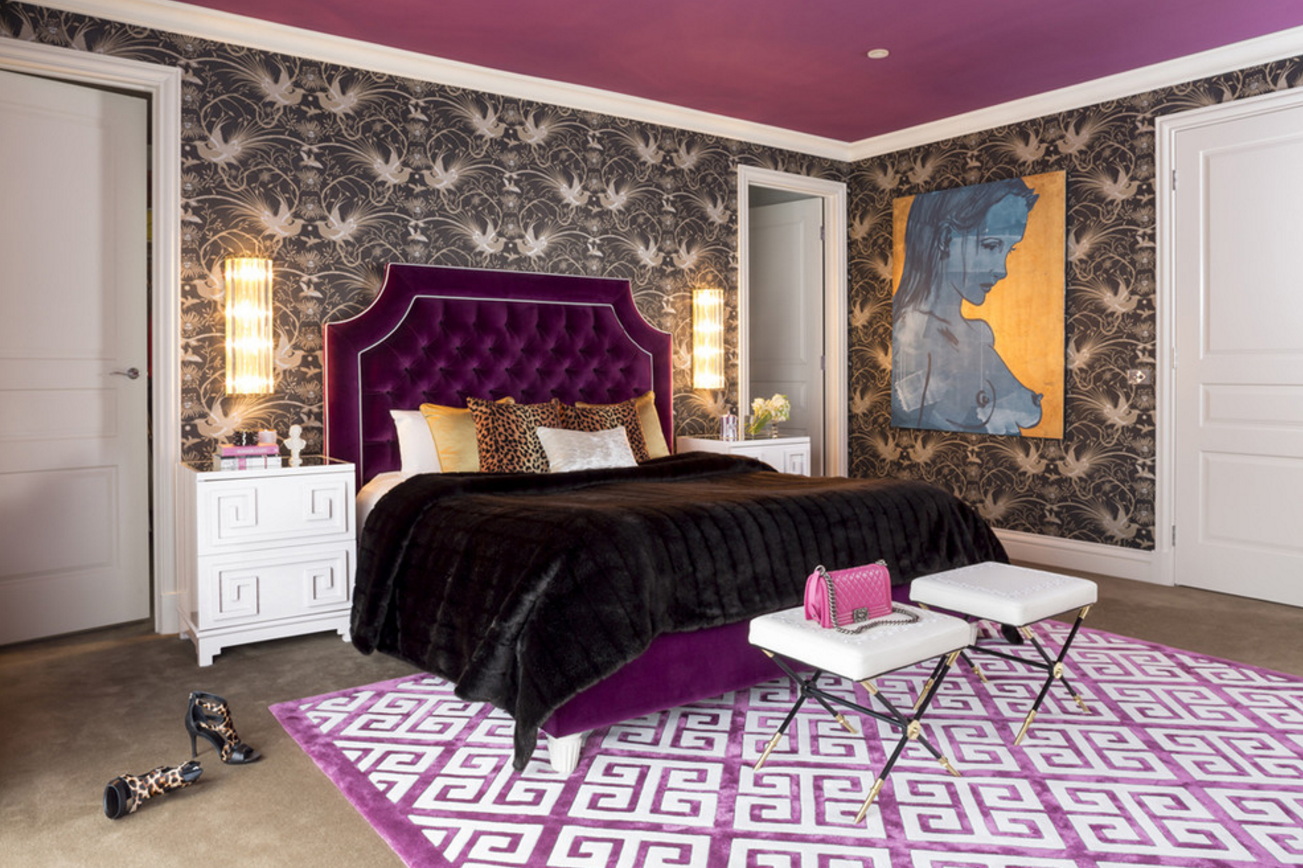 purple-bedroom-decor-ideas-glamorous-greek-key-rug