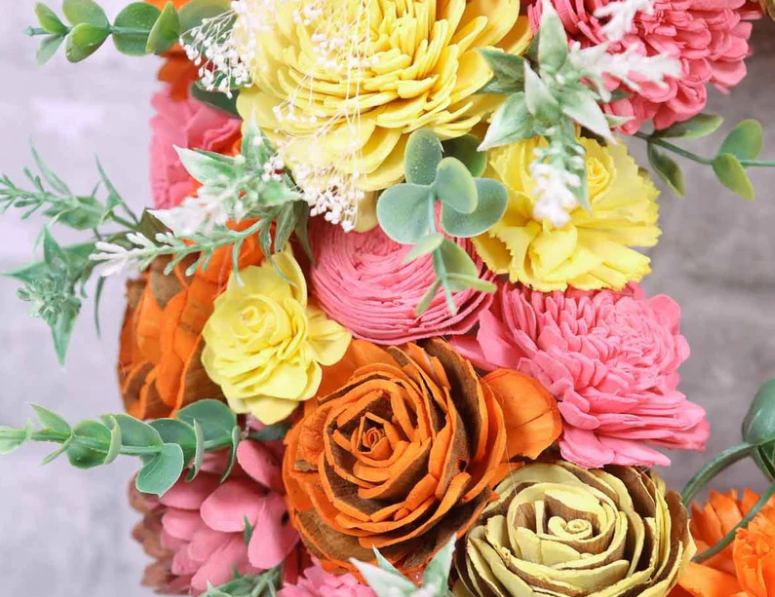 Ways to Incorporate Sola Wood Flowers Into Your Wedding Centerpieces